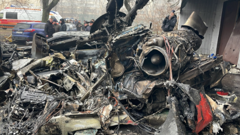 Queda de helicóptero na Ucrânia deixa ao menos 18 mortos, entre eles ministro do Interior