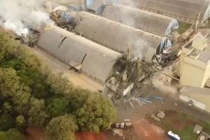 Explosão em silo de cooperativa no PR deixa ao menos 8 mortos