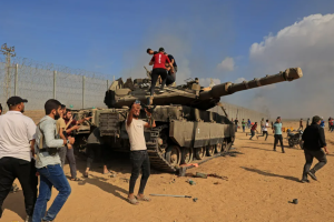 Israel diz te retomado controle de territórios e anuncia bloqueio a Gaza: ‘sem eletricidade, comida e combustível’